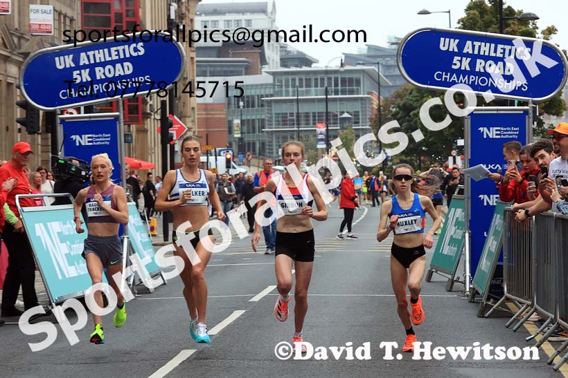 Womens 2024 UK Athletics 5k Road Champs., Newcastle/Gateshead Quayside.  Photo: David T. Hewitson/Sports for All Pics